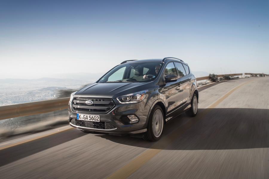  Ford Kuga ST-Line 2016 года  (фото 18 из 32)